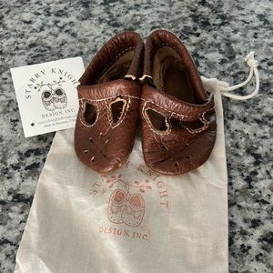 Starry Knight Design T-Strap moccasins in chestnut